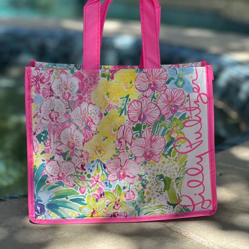 Lilly Pulitzer Pink and Green Floral belt bag - Picture 10 of 13